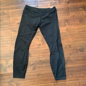 Freddy black cropped leggings Medium